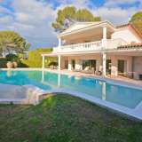  Grand living spaces are the key words for this splendid light filled large villa, in the area of Mougins with its high end International school and prestige golf course, just 10 minutes from the town and beaches of Cannes.Situated in a gated c Mougins 3928681 thumb1