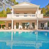  Grand living spaces are the key words for this splendid light filled large villa, in the area of Mougins with its high end International school and prestige golf course, just 10 minutes from the town and beaches of Cannes.Situated in a gated c Mougins 3928681 thumb0