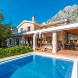  Luxury villa with pool and panoramic views Orahovac 8128094 thumb1