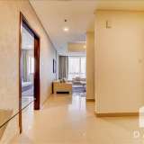  Dacha Real Estate is pleased to offer this immaculate two bedroom apartment in the ever popular Dubai Marina area. A great location that benefits from spacious light design.  All Bills included Du, Dewa, chiller, and cleaning service. Other benefits i Dubai Marina 5529373 thumb1