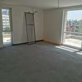 Тристаен апартамент