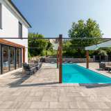  Eine moderne Villa mit Swimmingpool und großem Garten in der Nähe von Malinska Malinska 8103382 thumb18