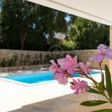  Eine wunderschöne mediterrane Steinvilla mit Swimmingpool und großem Garten in ruhiger Lage Malinska 8103439 thumb31