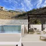  منزل أنيق مع حمام سباحة ومرآب في توروكس، إسبانيا طرش 8131950 thumb6