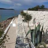  Exklusive Villa mit eigenen Meerzugang, Nähe Trogir Marina 8134698 thumb1