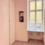  Sanierungsbedürftige Altbau-Wohnung in begehrter Lage Wien 7935390 thumb7