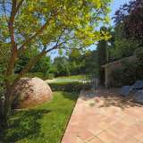  Biot: close to the old village, splendid architectural contemporary villa at the heart of a peaceful environment. The property is bathed in light and offers generously large living spaces. Vast double reception room, beautiful equipped kitchen Biot 4135661 thumb6