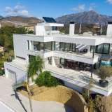  Luxury Villa with Rich Amenities in a Prime Area in Benahavis Benahavis 8135679 thumb5
