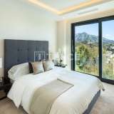  Luxury Villa with Rich Amenities in a Prime Area in Benahavis Benahavis 8135679 thumb19