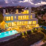  Luxueuse Villa dans un Quartier Privilégié à Benahavis Benahavis 8135679 thumb12