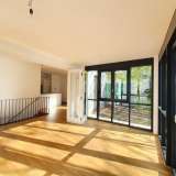  Wunderschöne Gartenwohnung auf zwei Ebenen - moderne Glaselemente - Ruhelage - Wintergarten Wien 7036234 thumb0