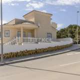  Villas Independientes Listas para Ocupación Inmediata en San Miguel Alicante 8136638 thumb10