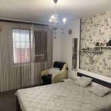  Three-room apartment for rent in Kolhozen pazar, Varna/ Varna city 8037004 thumb5