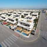  Contemporary Villas with Swimming Pools in Los Montesinos Alicante 8104111 thumb16