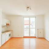  gut geschnittene 2-Zimmer Wohnung mit großer Terrasse Wien 8104357 thumb1