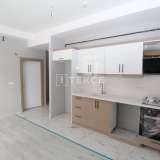  شقة بغرفة نوم واحدة للبيع في مجمع Kılıç Gold، اسنيورت، اسطنبول Esenyurt 8140230 thumb3