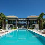  Luxuriöse helle Villa in der Nähe der Golfplätze in Marbella Marbella 8140240 thumb1
