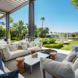 Luxuriöse helle Villa in der Nähe der Golfplätze in Marbella Marbella 8140240 thumb9