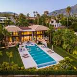  Luxuriöse helle Villa in der Nähe der Golfplätze in Marbella Marbella 8140240 thumb0