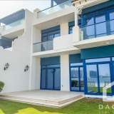  Chantelle at Dacha Real Estate is pleased to offer to the market this stunning unfurnished 5 bedroom townhouse in Palma Residences on the Palm Jumeirah.This property comprises of 5 bedrooms, 6 bathrooms, a maids room, a large kitchen and a spaciou Palm Jumeirah 5440817 thumb8