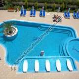  Продаeтся шикарная меблированная трёхкомнатная квартира с видом на бассейн Вилла Валенсия / Villa Valencia 400м. от пляжа, Солнечный берег Болгария  Солнечный берег 7641261 thumb71