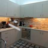 (For Sale) Residential Floor Apartment || Piraias/Piraeus - 92 Sq.m, 2 Bedrooms, 300.000€ Piraeus 8144890 thumb9