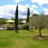  Modern and elegant property 10 minutes from Uzes. In a natural and preserved, close to the lovely city of Uzes beautiful large property of 410 m2.  Ideally set up for its B&B activity with 10 bedrooms, 5 shower rooms, a utility room, a dre Uzès 4046031 thumb3