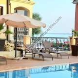  Продается меблированная двухкомнатна квартира с видом на море и горы в Dolphin Coast VIP club  на самом пляже Солнечного берега Болгария Солнечный берег 1446007 thumb135