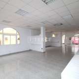  Spacious Commercial Unit with an Outside Terrace in La Zenia Alicante 8105151 thumb6