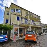  Casa indipendente con cinque appartamenti e spazi commerciali Malinska 8005604 thumb0