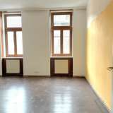  WG-Tauglich! Teils sanierungsbedürftige 4-Zimmer-Wohnung mit Potential Wien 8105631 thumb7