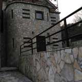  Трех этажный дом находится в местечке Биела ( залив Герцег- Нови) Бела 6350717 thumb24