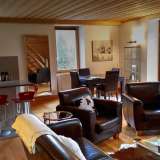  In Vallorcine with a view of Les Aiguilles de Chamonix, built in 1908, renovated in 2006, this house comprises 3 apartments. Main apartment: 126 m2 duplex (17 m2 ceiling height 1.80 m), 3 bedrooms, 3 bathrooms, spacious living area opening ont Vallorcine 3152038 thumb0