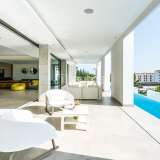  Villa au Design Luxueux avec Piscine Exceptionnelle à Marbella Marbella 8153512 thumb3