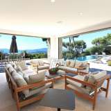  In the most sought-after area of Cannes, in a dominant position, splendid contemporary villa offering a panoramic view over the bay of Cannes, the old town and the Esterel Hills. Living surface: 500 m2. Land surface: 5000 m2. Bedrooms: 7 Cannes 4153708 thumb6