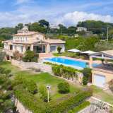  On the heights of Cannes, in the heart of one of the most sought-after areas,a few minutes from the seashore, splendid Provencal villa  offering a panoramic sea view over the Bay of Cannes and the Esterel Hills.The whole set on a magnifi Cannes 4153790 thumb3