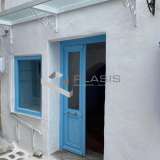  (For Rent) Commercial Retail Shop || Cyclades/Paros - 35 Sq.m, 600€ Paros 8154945 thumb0