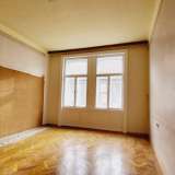  Verwirklichen Sie Ihren Wohntraum - Sanierungsbedürftige Altbauwohnung mit viel Potential Wien 7855453 thumb2
