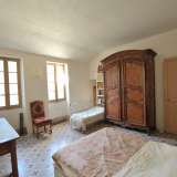  Just a short walk from the centre of St Remy de Provence, set in a quiet hamlet, is this magnificent un-spoilt 17th century farmhouse with all its original features. This property has superb potential and is in a great location!The property co Saint-rémy-de-provence 4055809 thumb8