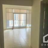  Dacha Real Estate is proud to offer  this beautiful 1  bedroom apartment. Very spacious and bright layout. Best location in Dubai Marina, 5 min walking to Marina Walk/ Supermarkets/ Restaurants and 15 mins from Marina Mall Kitchen is F Dubai Marina 5457667 thumb3