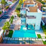  Freistehende Luxusvillen mit Pool in Torrevieja Costa Blanca Alicante 8158032 thumb5