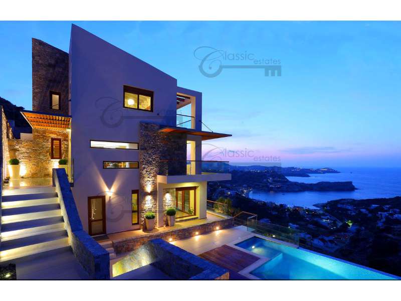 EXCLUSIVE PROPERTY - SEA AND CHARM