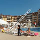  Продается меблированная двухкомнатная квартира с видом на бассейн в 4**** Роял Сан /Royal Sun 300м от пляжа, 700м. от центра Солнечного берега Болгария. Солнечный берег 7706517 thumb80