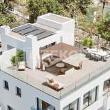  马拉加（Malaga）带宽敞屋顶露台的半独立式别墅 马拉加 8106666 thumb1