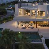  Luxusvilla mit Besonderen Merkmalen in Marbella Malaga Marbella 8106681 thumb19