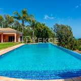  Vrijstaand zeezicht huis op 10.000 m² grond in Benalmadena Benalmadena 8106747 thumb2