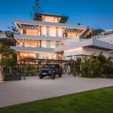  Golf Frontline Villa with Amazing Entertainment Areas in Benahavis Benahavis 8106820 thumb11