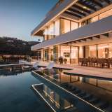  Villa met Uitzicht op de Golfbaan en Uitgaansgebieden in Benahavis Benahavis 8106820 thumb13