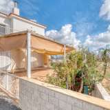  Three Bedroom Villa For Sale in Avgorou with Title Deeds AvailableA well presented three bedroom link detached villa located in the village of Avgorou. The villa is situated in a quite Cul De Sac and boasts nice countryside views all around.... Avgorou 8060673 thumb0