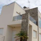  Luxe Vrijstaande Villa's met Zwembaden in Torrevieja Alicante 8160822 thumb9